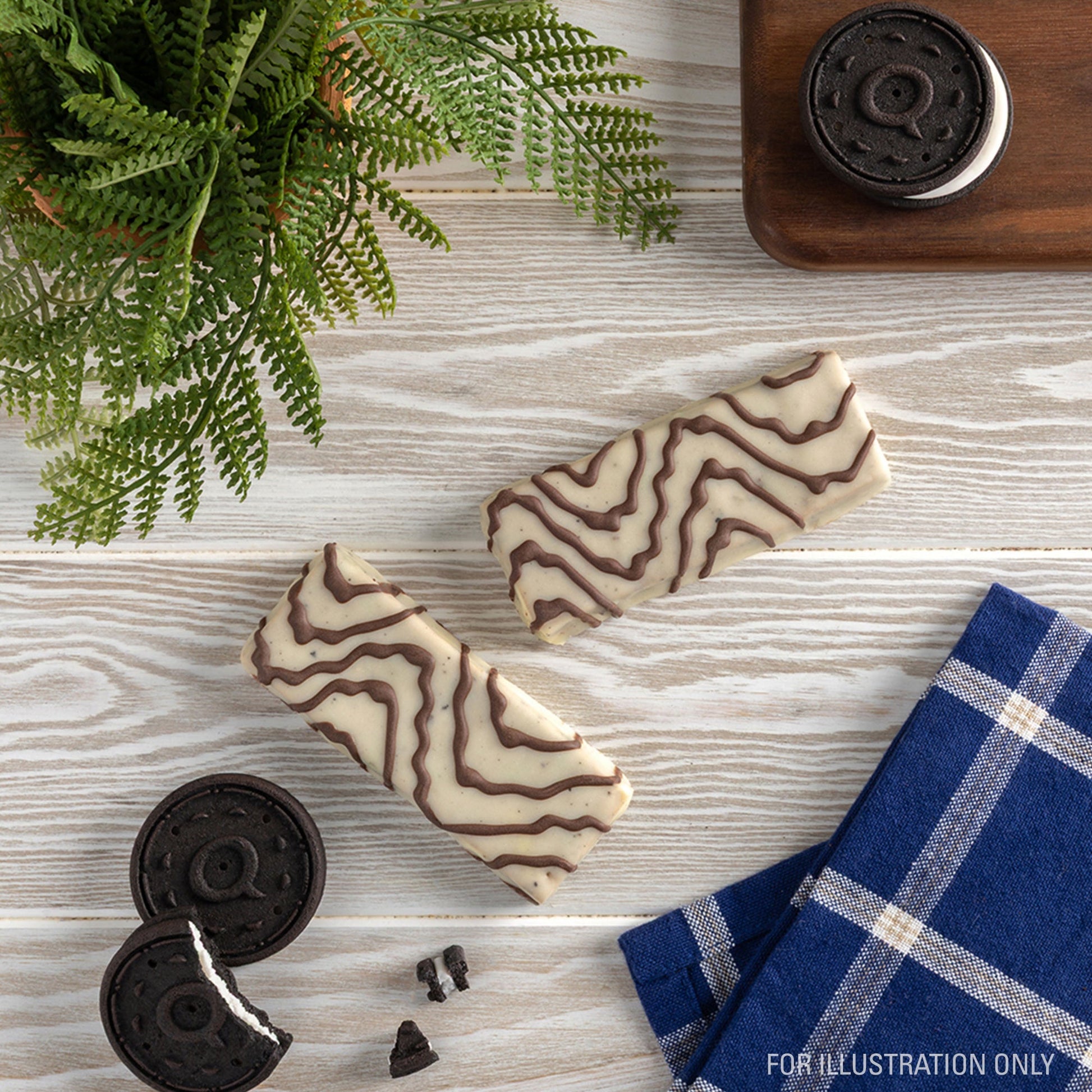 dipped-cookies-and-cream-protein-bars-k4 15807_QN_USA_ProteinBar_CAC_InterimAssetUpdate_Digital-Dipped-ProductCarouselSet_Tabletop2.jpg